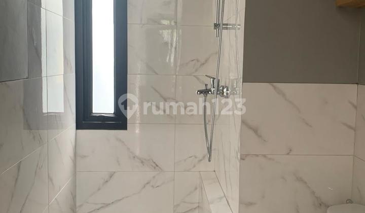 Rumah Dalam Komplek Bumi Sariwangi 1 - Bandung Barat 2