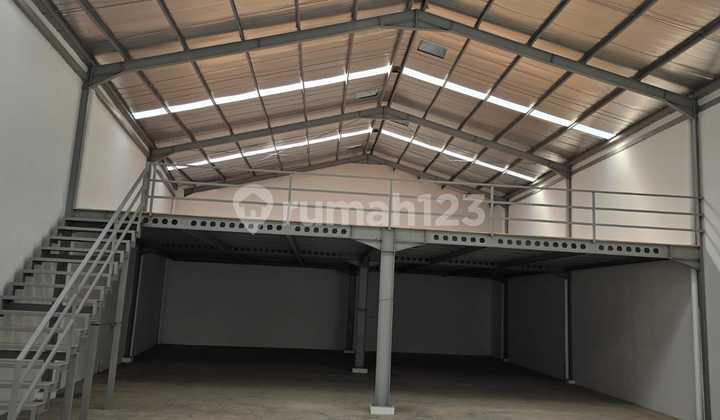 Warehouse / workspace on Mainroad Kerkoff Cimahi