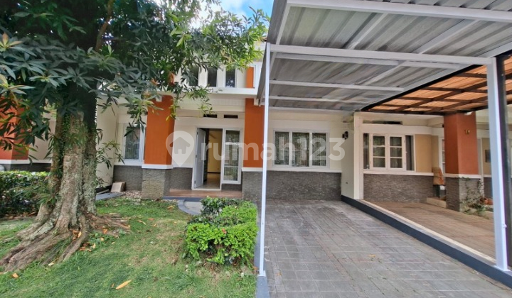 Rumah di Tatar Jingganagara Kota Baru Parahyangan