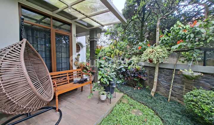 Corner House in Armala Pasteur Gunung Batu Housing Complex