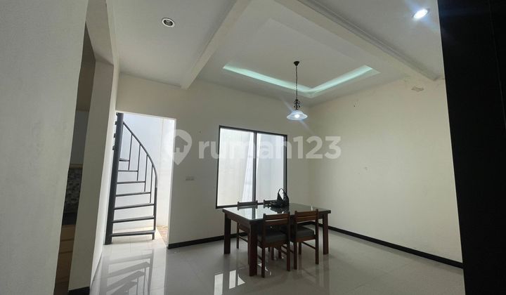 Rumah di TKI V Cluster Sherwood Bandung 2