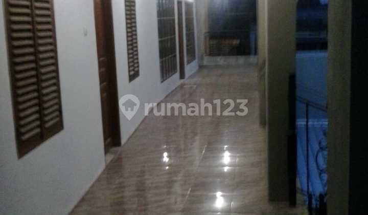 Strategic House on Mainroad Jl. Jendral Sudirman Bandung, City Limit Strategic House on Mainroad Jl. Jendral Sudirman Bandung, City Limit