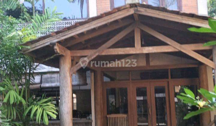 Rumah Tinggal Daerah Pantai Sanur Bali Bagus Siap Huni 1