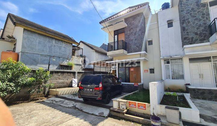 Rumah Lelang Bank 2 Green Caraka Residence Arcamanik 2 lantai bagus 1