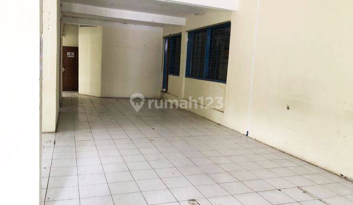 Ruang Usaha di Kolonel Masturi 300 m 3