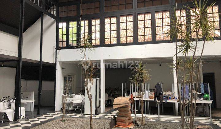 Ruang Usaha di Jl. Setiabudi  1