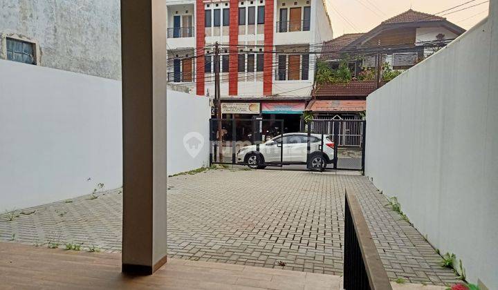 Twin House Turun Harga Di Jl Babakan Jeruk Baru 1