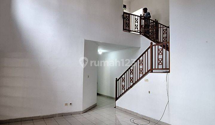 Rumah di  PRV Gegerkalong 2 Lantai 2