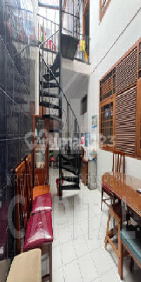 RUMAH SIAP HUNI DI SARIJADI COCOK UNTUK USAHA KOST KOSTAN 2