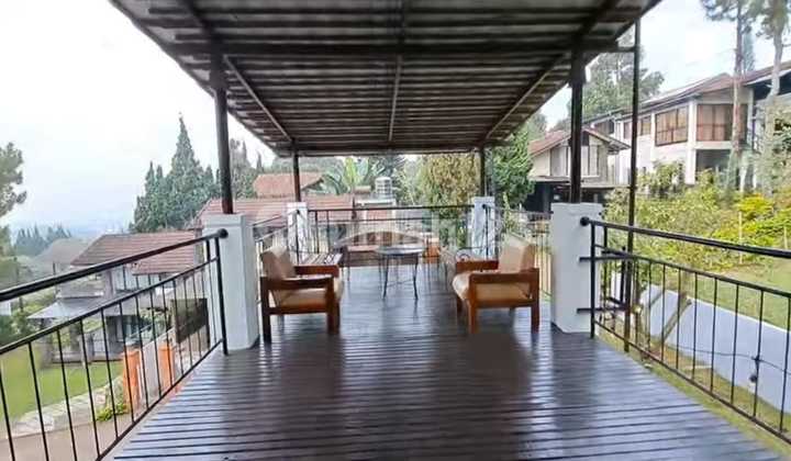 Villa Asri Di Lembang Ada Kolam Renang