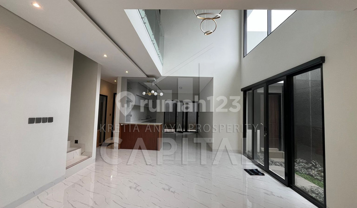 Rumah Baru di Setiabudi Regency Wing 3 Rumah Baru di Setiabudi Regency Wing 3