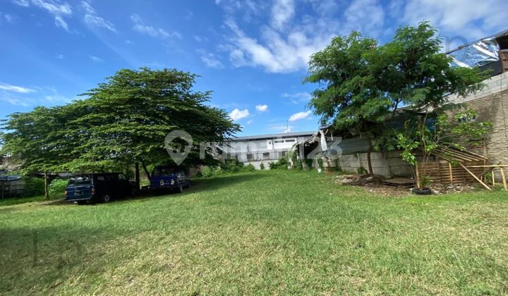 Flat and Level Land Ready for Construction Cibolerang Kopo 2942.0 m²