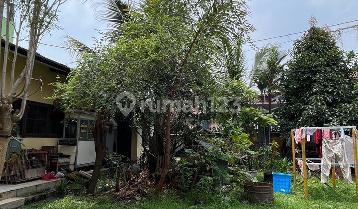 Pavilion House in Cihanjuang, North Cimahi 2