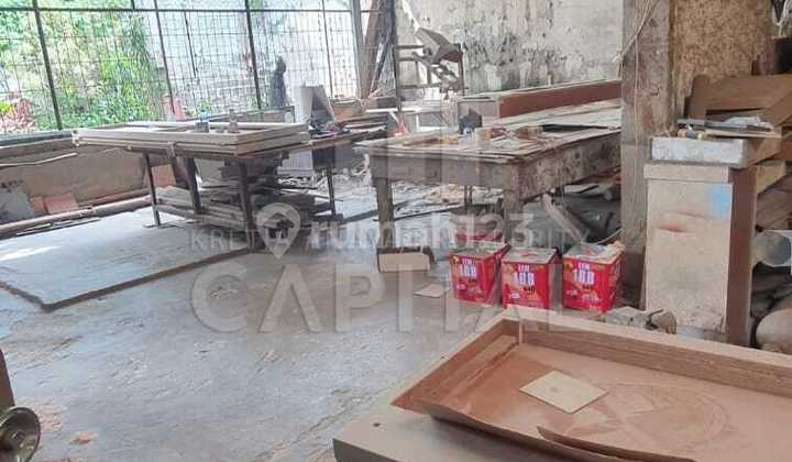 Warehouse in Sayap Pasteur 350.0 M² Warehouse in Sayap Pasteur 350.0 M²