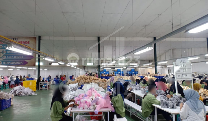 Land and Warehouse Building in Cianjur Land and Warehouse Building in Cianjur