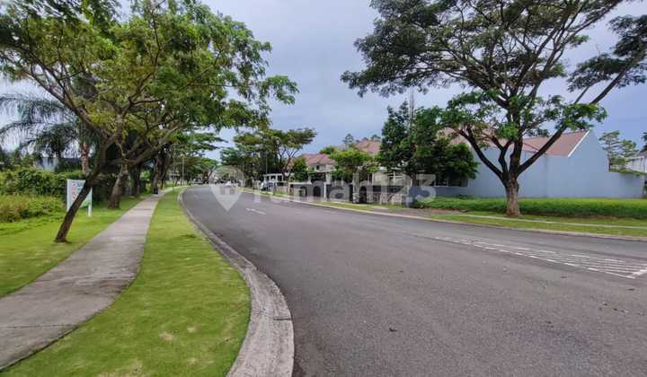 Residential Unit in New Parahyangan City 825m²