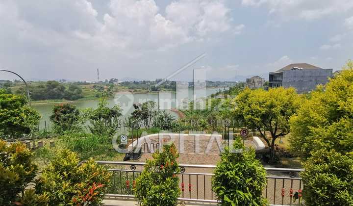 Rumah View Danau Di Kota Baru Parahyangan Tatar Lokacitra