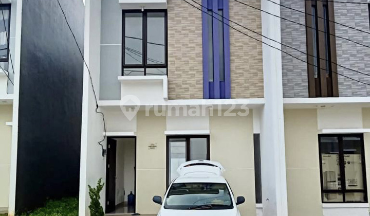 Overcredit Perumahan Flora Aryana Karawaci 2 Lantai Bangunan Baru 1