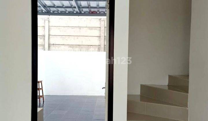Overcredit Perumahan Flora Aryana Karawaci 2 Lantai Bangunan Baru 4
