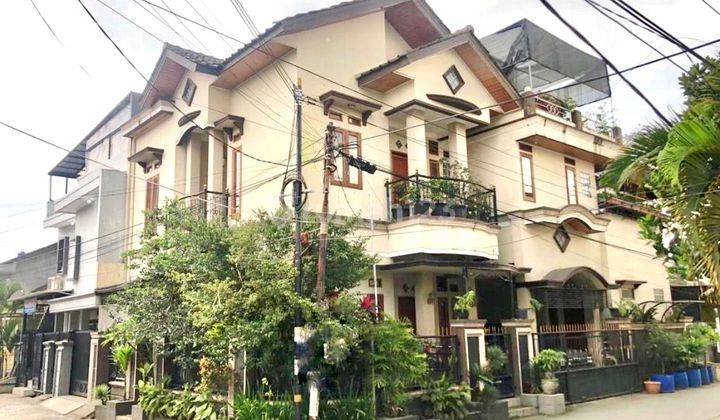 Dijual Rumah Siap Huni Semi Furnish 2 Lantai di Buah Batu Bandung 1