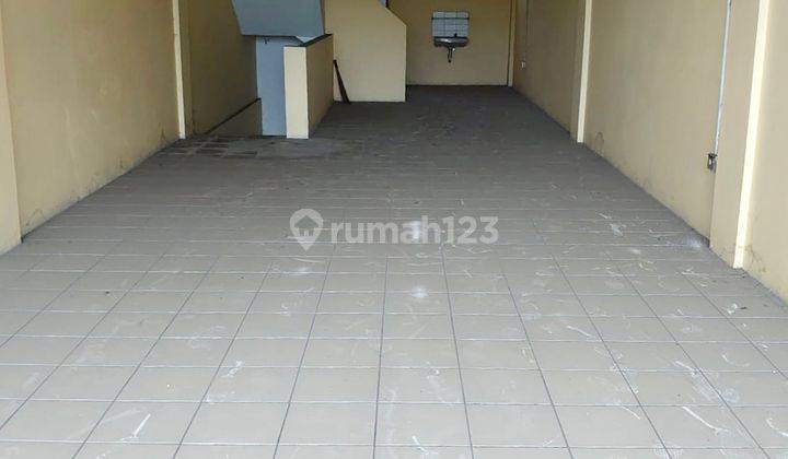 Disewakan Ruko 3 Lantai di Srengseng, Kembangan, Jakarta Barat 1