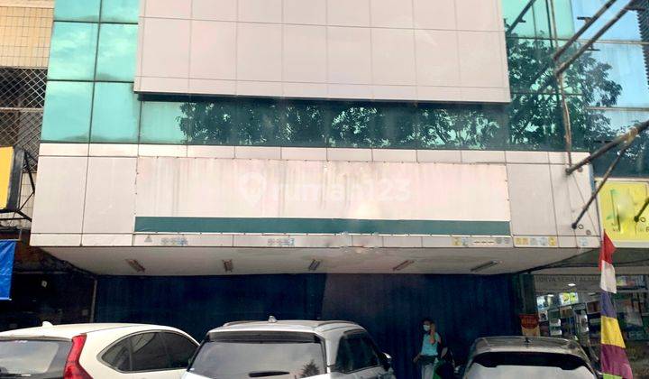 Disewakan Ruko Gandeng 2 Lantai di Boulevard Raya Kelapa Gading 2