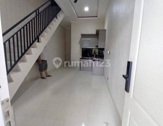 Rumah Siap Huni Unfurnished, Full Renovasi di Cipondoh Tangerang 1