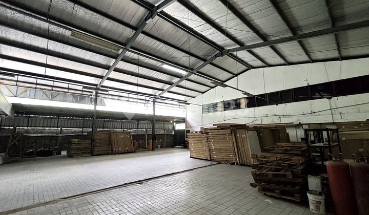 Business Warehouse in Danau Sunter, North Jakarta - Strategic Location - Negotiable Business Warehouse in Danau Sunter, North Jakarta - Strategic Location - Negotiable