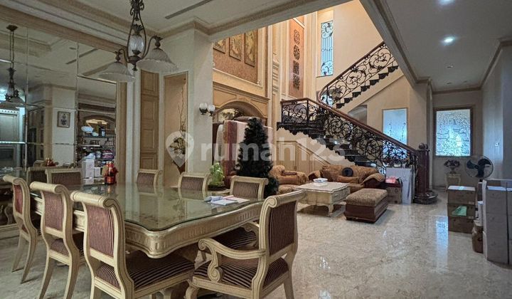 Luxury Green Garden Semi-Furnished Ready to Occupy West Jakarta 2