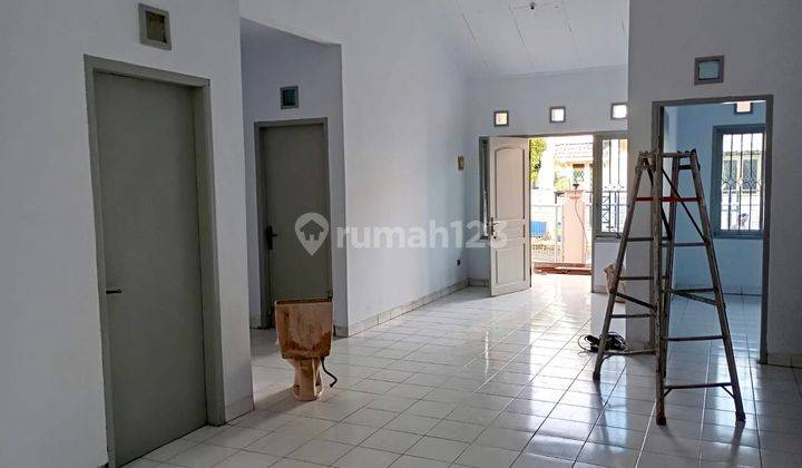 Rumah 2 Lantai Lokasi Strategis di Taman Royal 1 Tangerang Nego 1