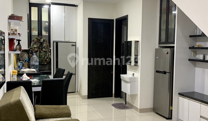 2-Story House Fully Furnished in Green Village Tangerang 2