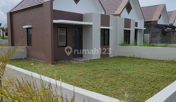 Rumah Baru Siap Huni Hook di Cluster Burgundy, Podomoro Tenjo 2