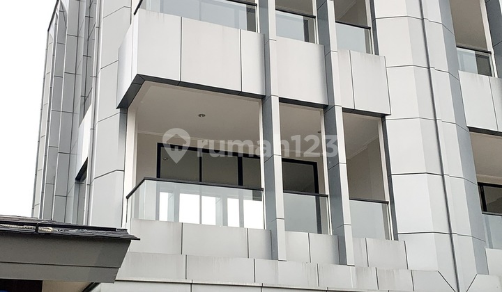 Ruko Boulevard 6X Corner Suitable for Restaurant and Office in Pik Ebony