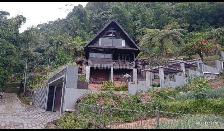 Dijual villa 2 lantai view danau beratan, bedugul, Bali