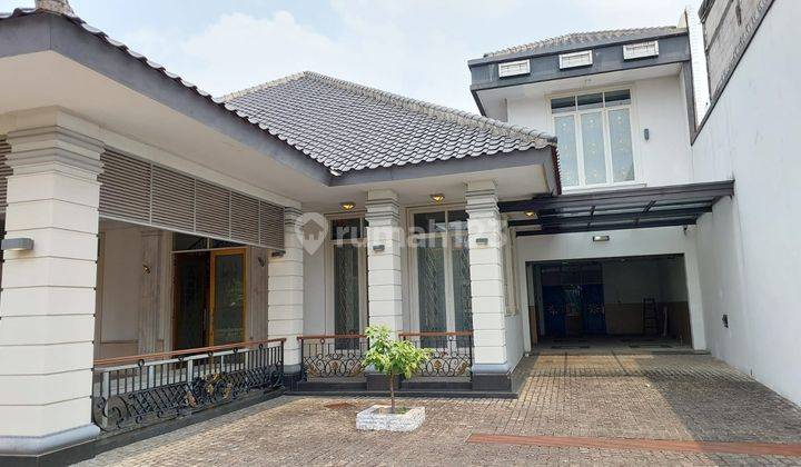 Rumah Mewah 2 Lantai Terawat di Pondok Labu, Jakarta Selatan 1