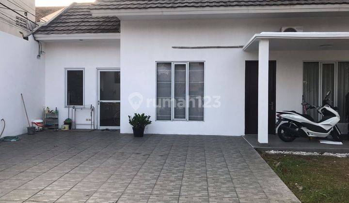 Rumah Modern Minimalis Pilihan Anda Dengan Halaman Luas