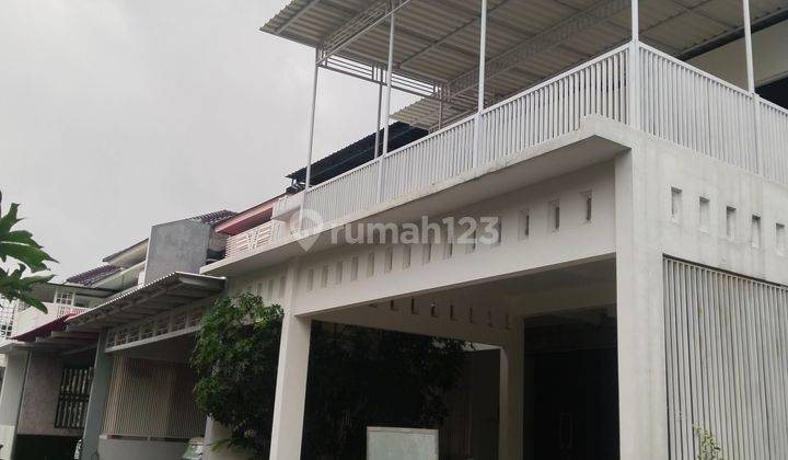 Rumah 2 Lantai Di Cluster Depan Masjid Akbar Surabaya 1