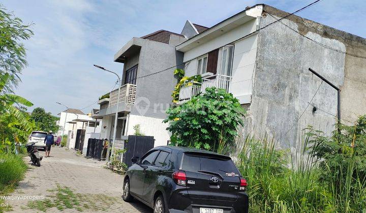 Rumah 2 Lantai Cantik Siap Huni Termurah Di Surabaya Barat 1