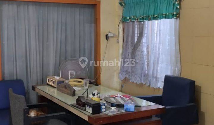 Rumah hitung tanah di tengah2 kota surabaya 3
