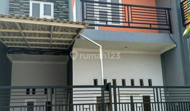 Rumah 2 Lantai Siap Huni  1