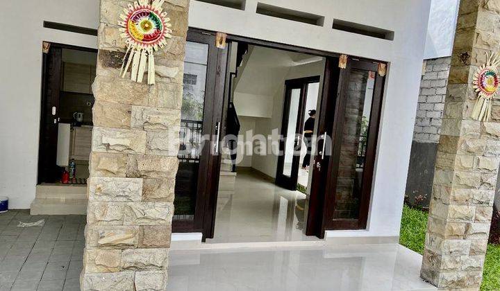 Rumah Baru 2 Lantai Minimalis Modern di Renon 1