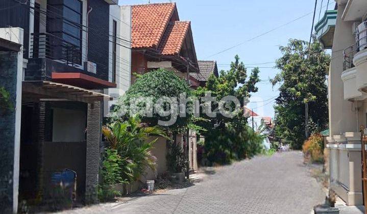 Rumah Besar Minimalis 2 Lantai, Strategis di Denpasar 2