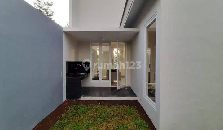 RUMAH MODERN 2 LANTAI 2 KAMAR CITRALAND 6