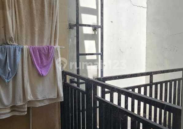 Dijual Rumah Premier Park 2 Modernland Sudah Full Bangunan & Cantik