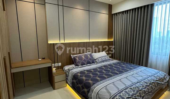 FOR SALE THE LLOYD APARTMENT 3BR FULLY FURNISHED - ALAM SUTERA 2