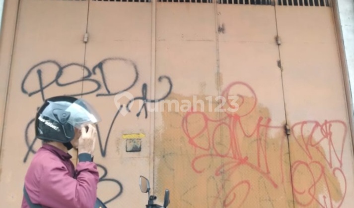 For Rent: Ground Floor Shop House, Mangga Dua Raya Street For Rent: Ground Floor Shop House, Mangga Dua Raya Street