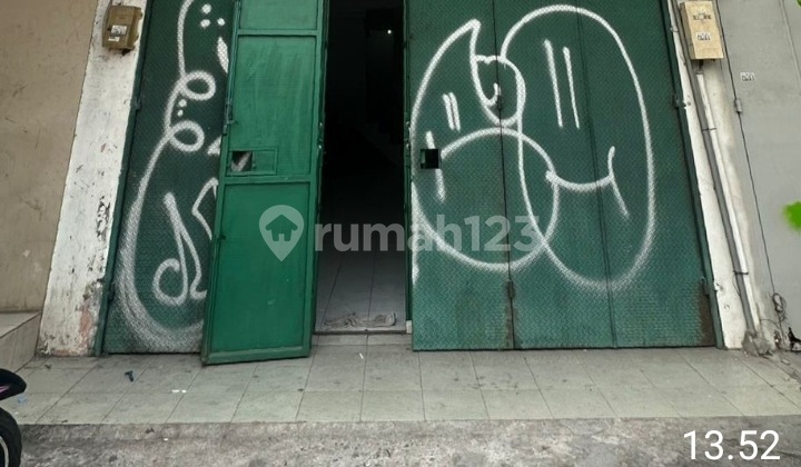 Di Sewa Ruko Kondisi Bagus Siap Huni Kawasan Kota Tua Jakarta Barat