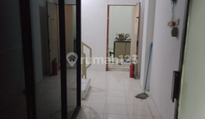 For Rent, Nice Shop House, Ready to Occupy Cideng 2