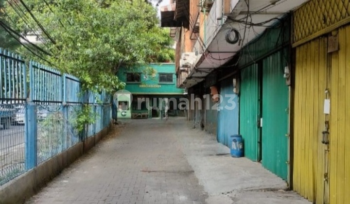 Di Sewa Ruko Kondisi Bagus Siap Huni Bandengan Jakarta Barat