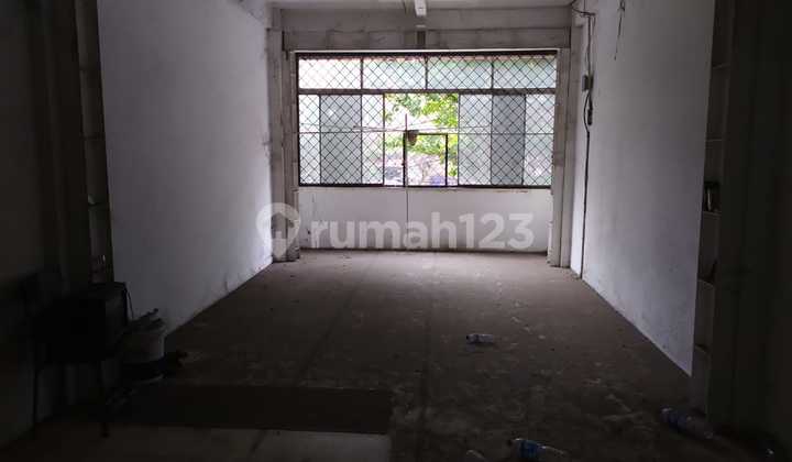 Di Sewa Ruko Strategis Terletak Di.jalan Raya Di Sewa Ruko Strategis Terletak Di.jalan Raya